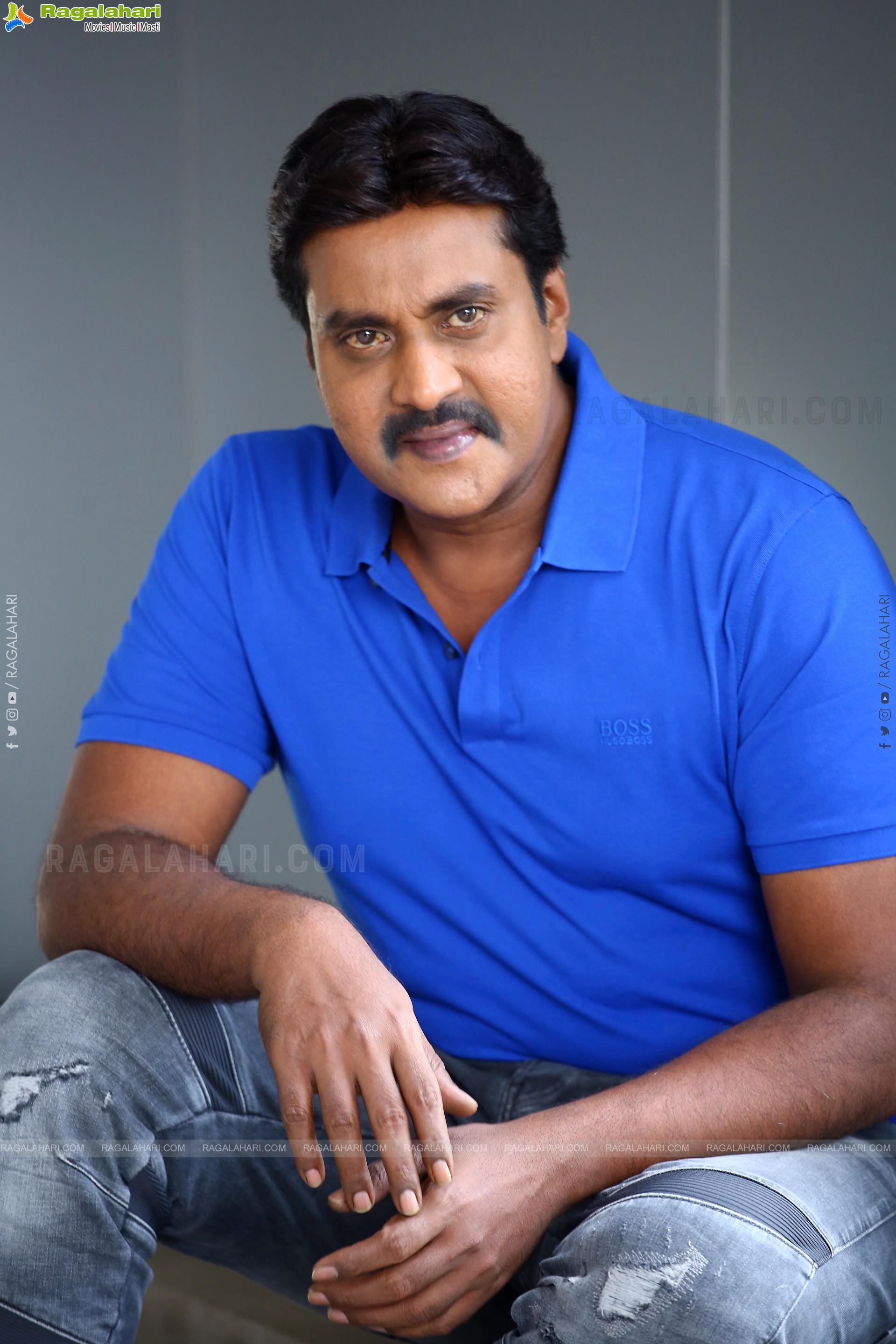 Sunil at F3 Movie Interview, HD Photo Gallery