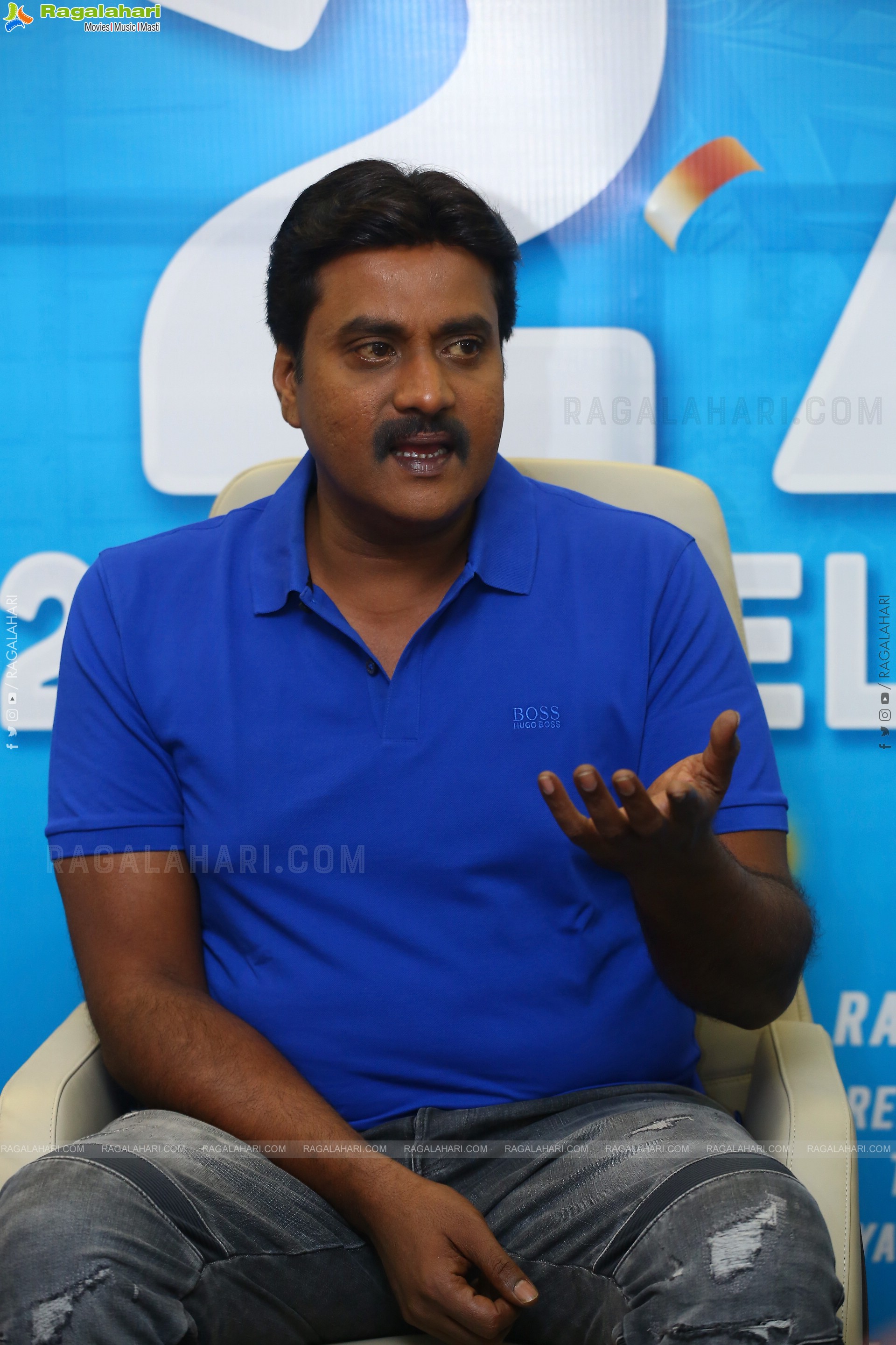 Sunil at F3 Movie Interview, HD Photo Gallery