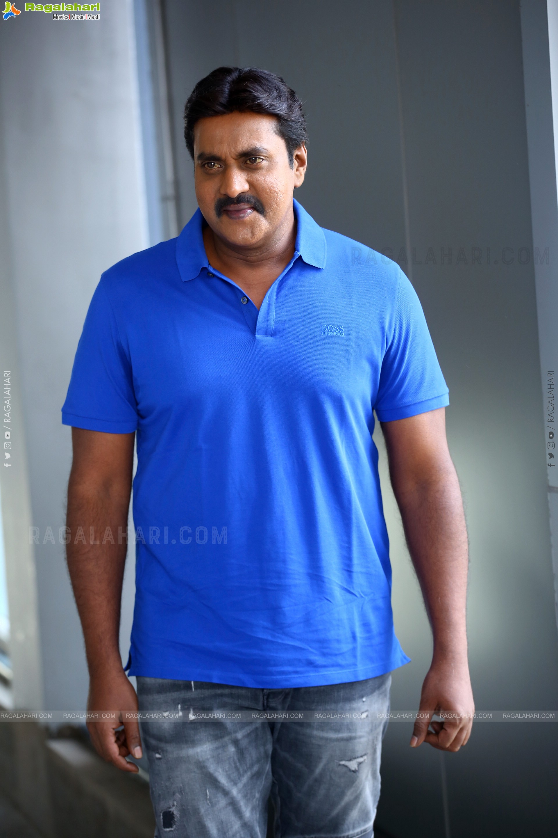 Sunil at F3 Movie Interview, HD Photo Gallery