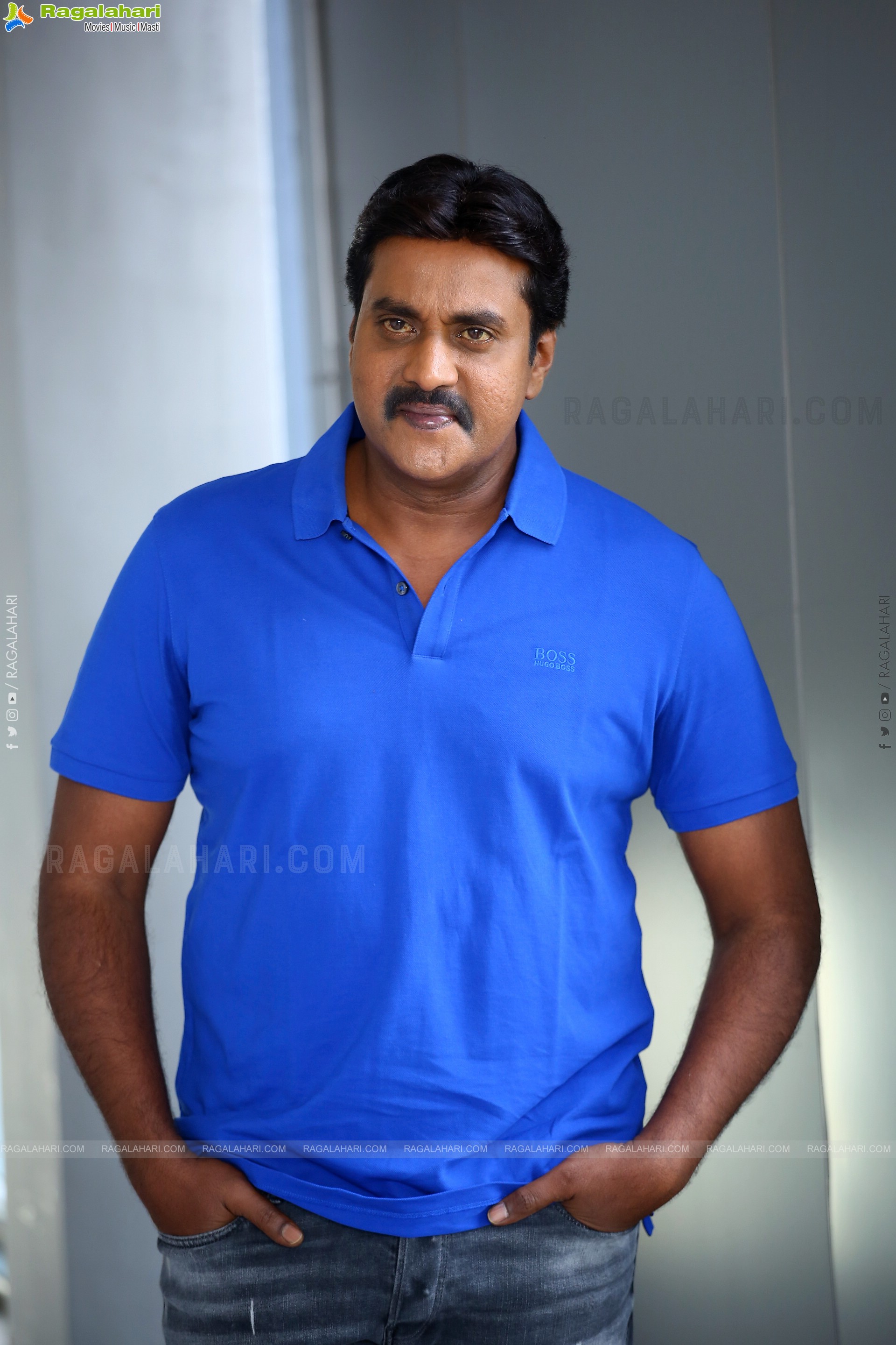 Sunil at F3 Movie Interview, HD Photo Gallery