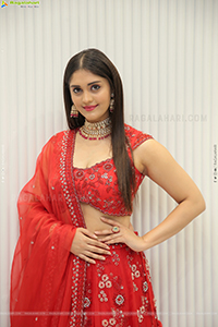 Surbhi Puranik in Red Designer Lehenga