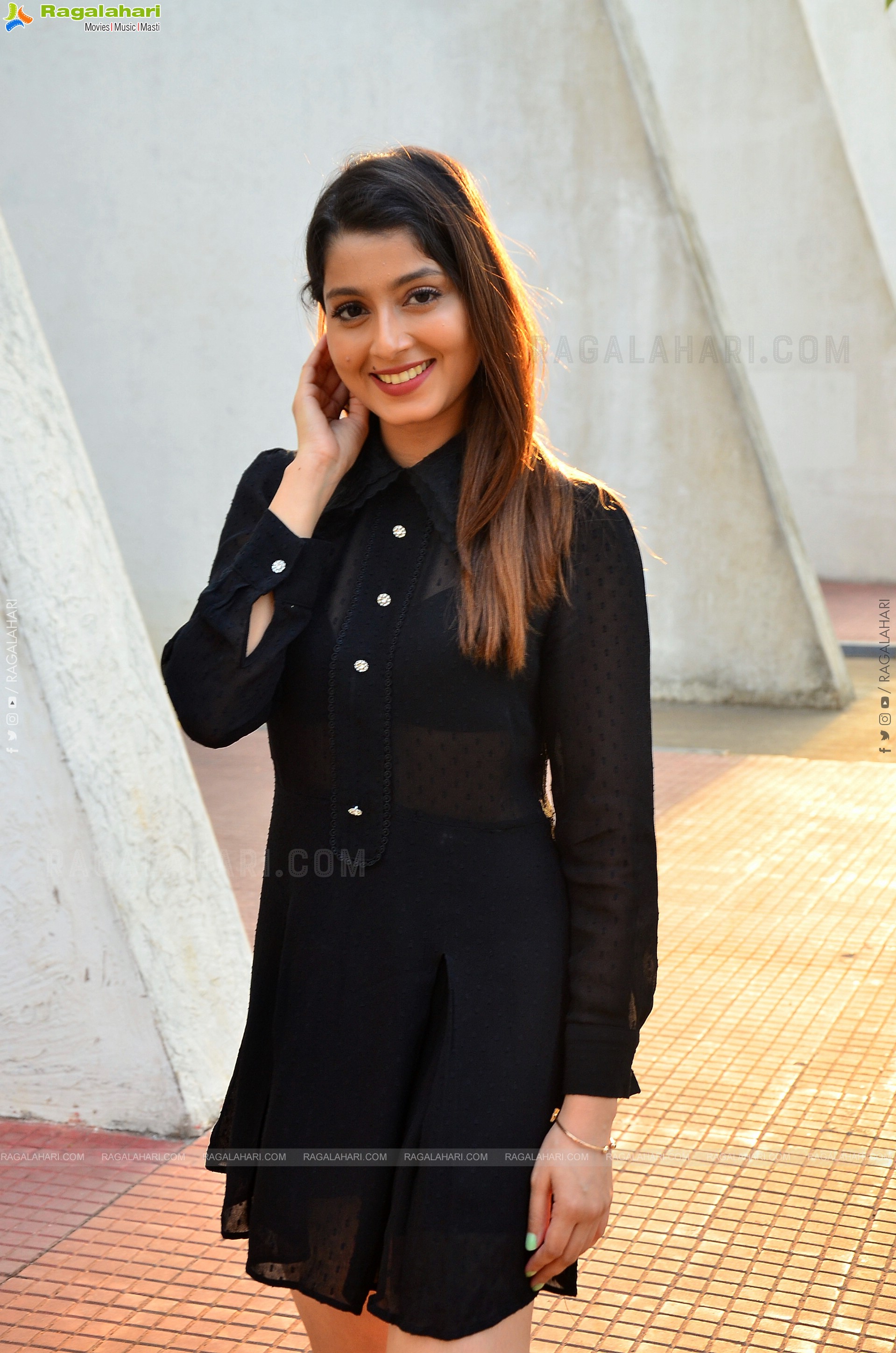 Urvashi Rai at Gray Movie Trailer Launch, HD Photo Gallery