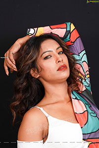 Ankita Bhattacharya in White Printed Crop Top