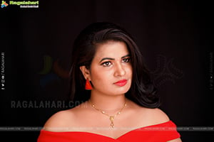 Anusha Venugopal in Red Bodycon Dress