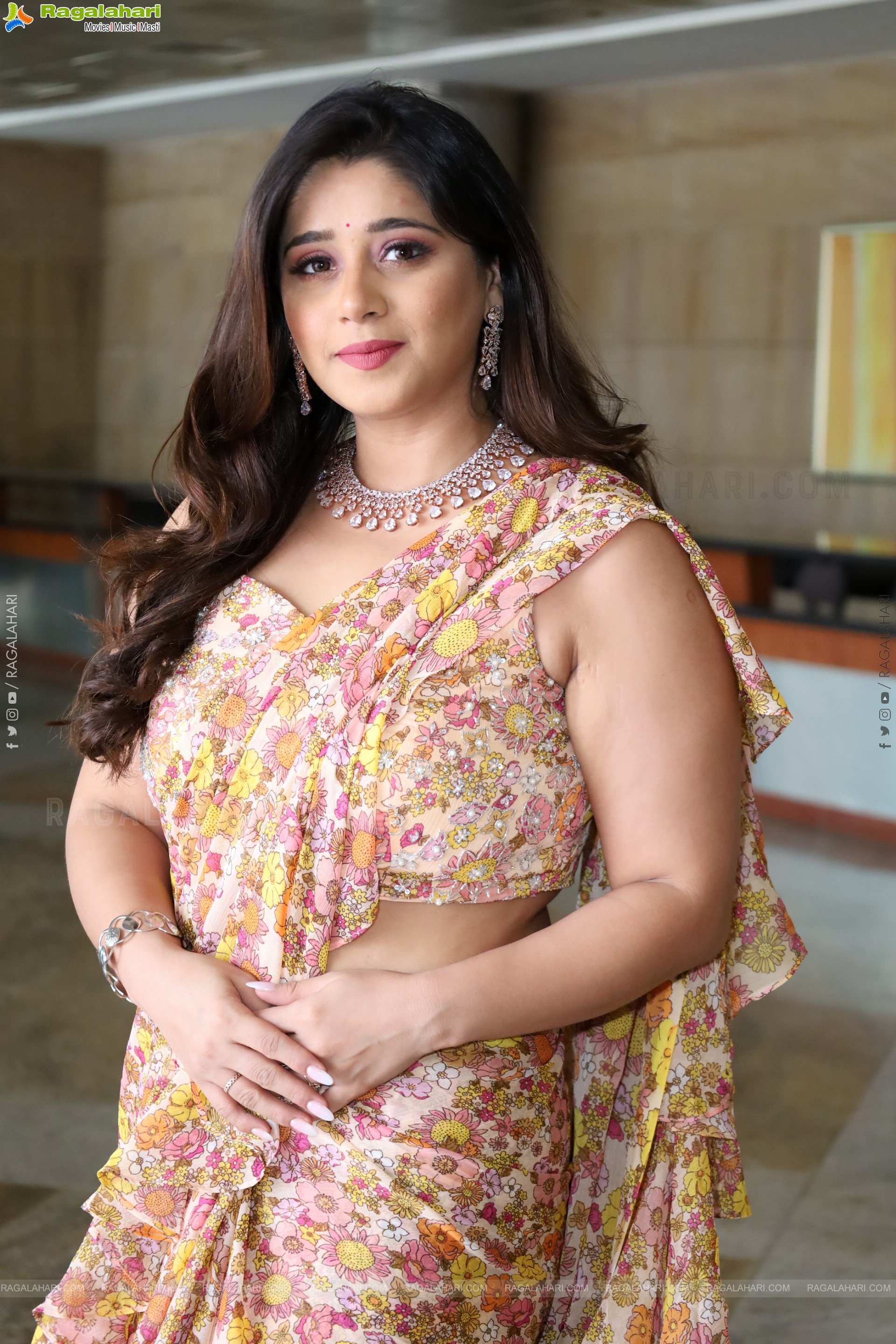 Chandni Bhagwanani Latest Stills, HD Photo Gallery