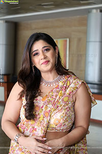 Chandni Bhagwanani Latest Stills, HD Photo Gallery