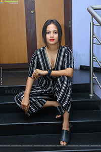 Divya Dekate at Operation Raavan Teaser Launch, HD Gallery