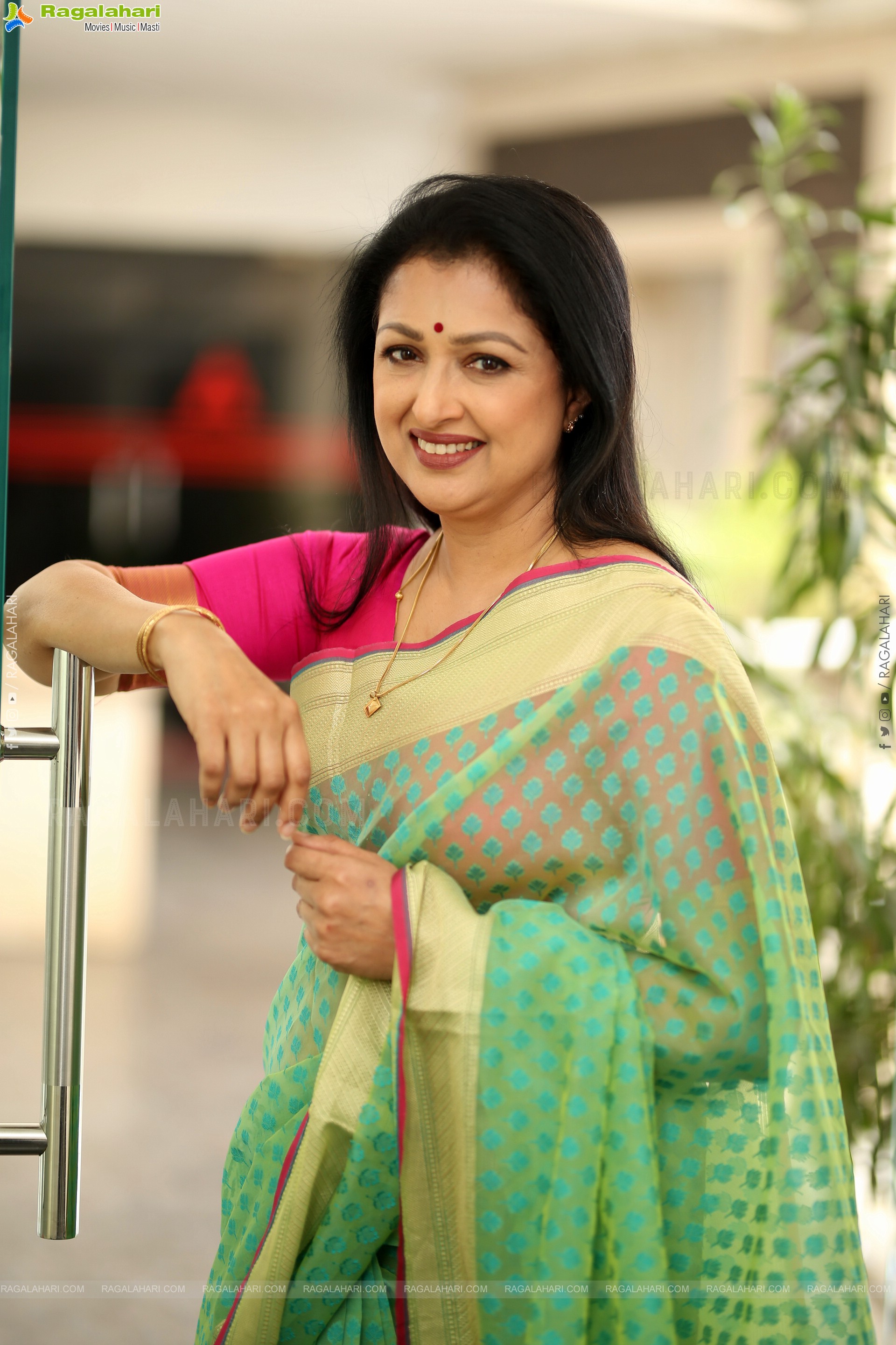 Gautami at Anni Manchi Sakunamule Interview, HD Gallery