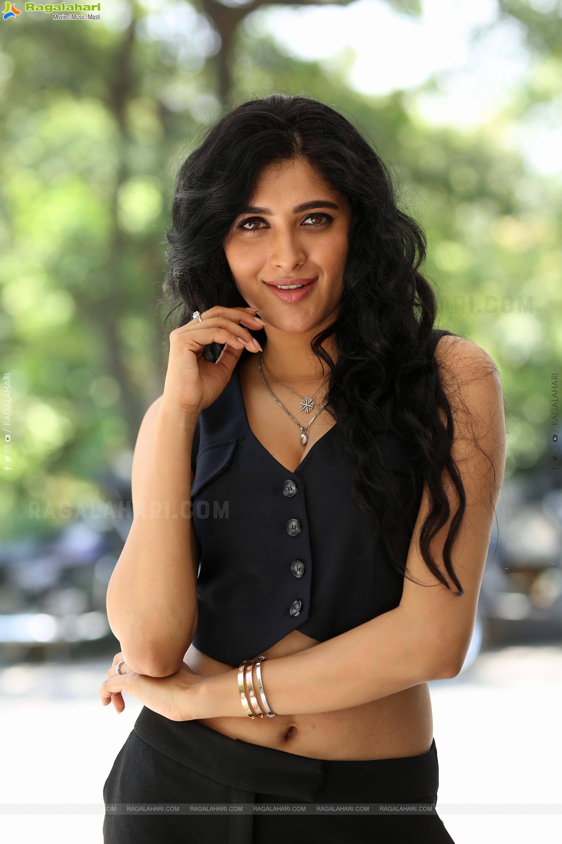 Geethika Tiwary at Ahimsa Interview, HD Gallery