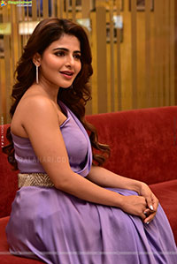 Iswarya Menon at Spy Q&A Press Meet, HD Gallery