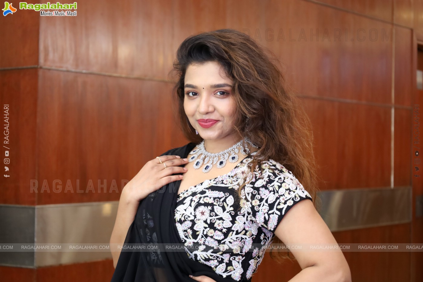 Kruthika Roy at Hi Life Summer Special Exhibition, HD Gallery