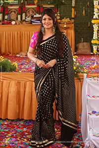 Radhika Kumaraswamy at Ajagratha Movie Launch, HD Gallery