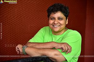 Nandini Reddy at Anni Manchi Sakunamule Interview
