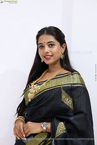 Rittika Chakraborty at Hi Life Fashion Showcase Event
