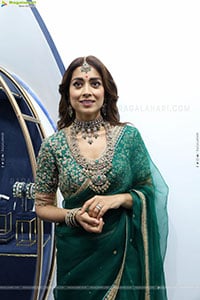 Shriya Saran at Goyaz Jewellery Launch, HD Gallery