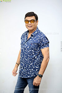 VK Naresh stills at Malli Pelli Interview, HD Gallery