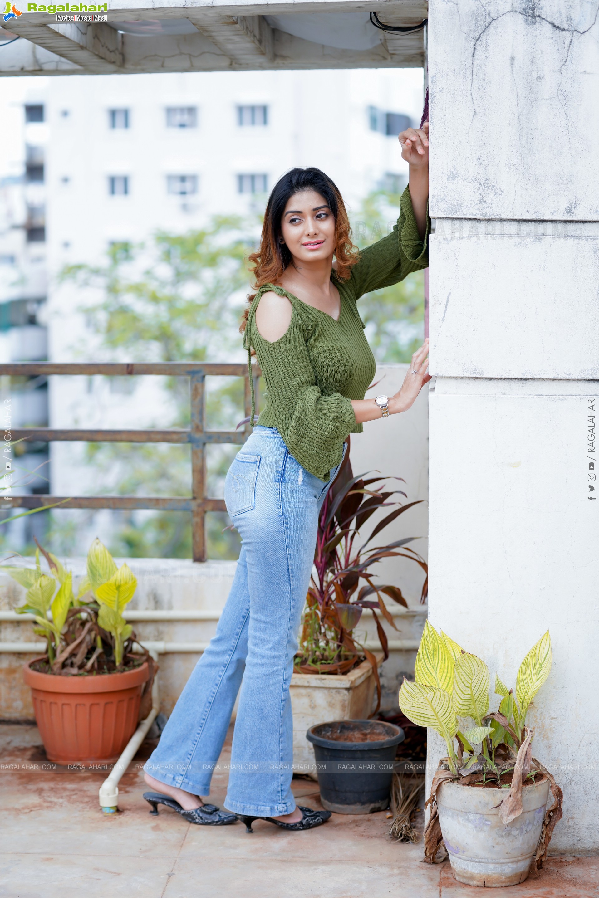 Kanika Wadhwa Latest Exclusive Photoshoot, HD Gallery