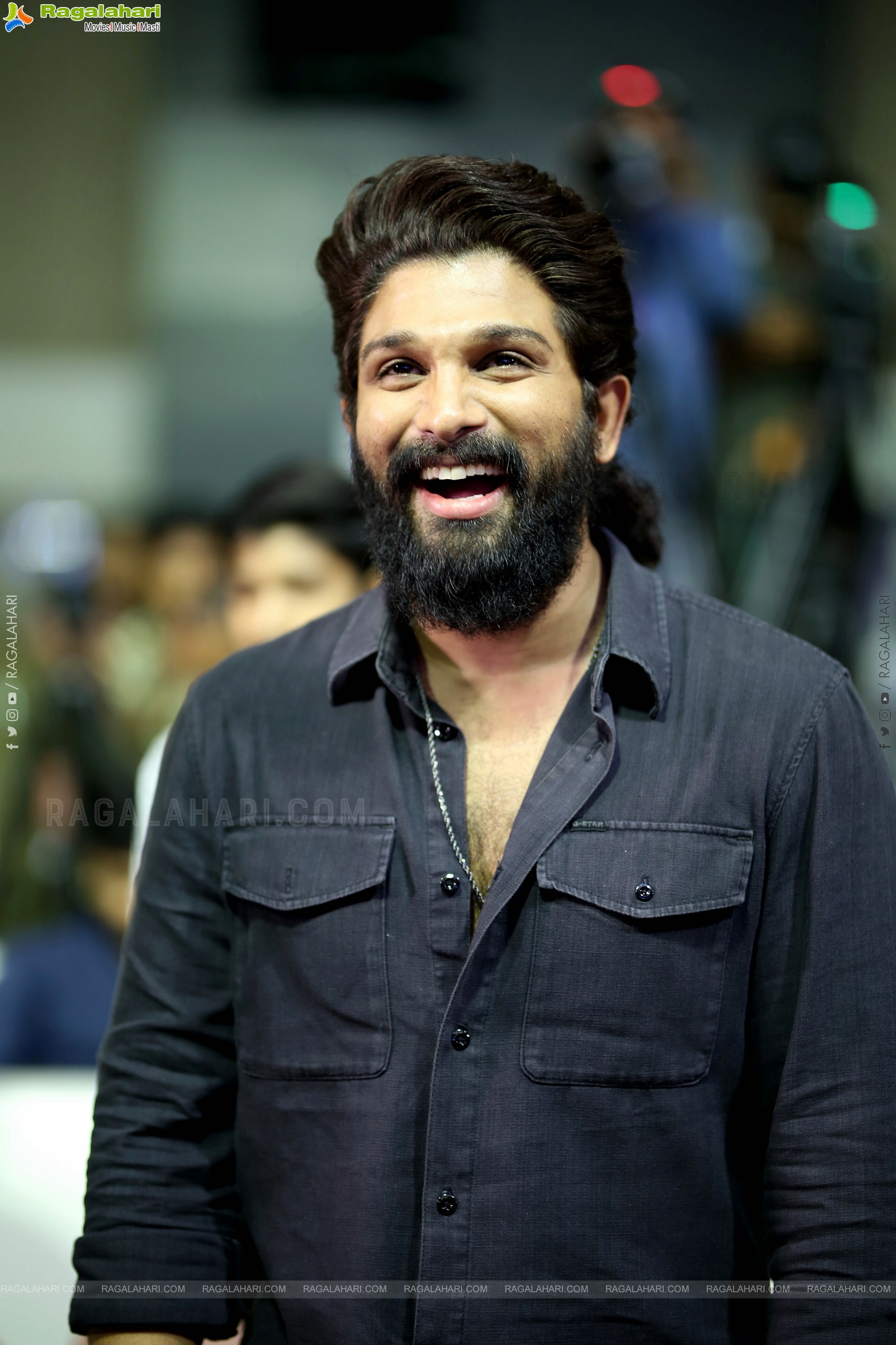 Allu Arjun at Arya 20 Years Celebrations Event, HD Gallery