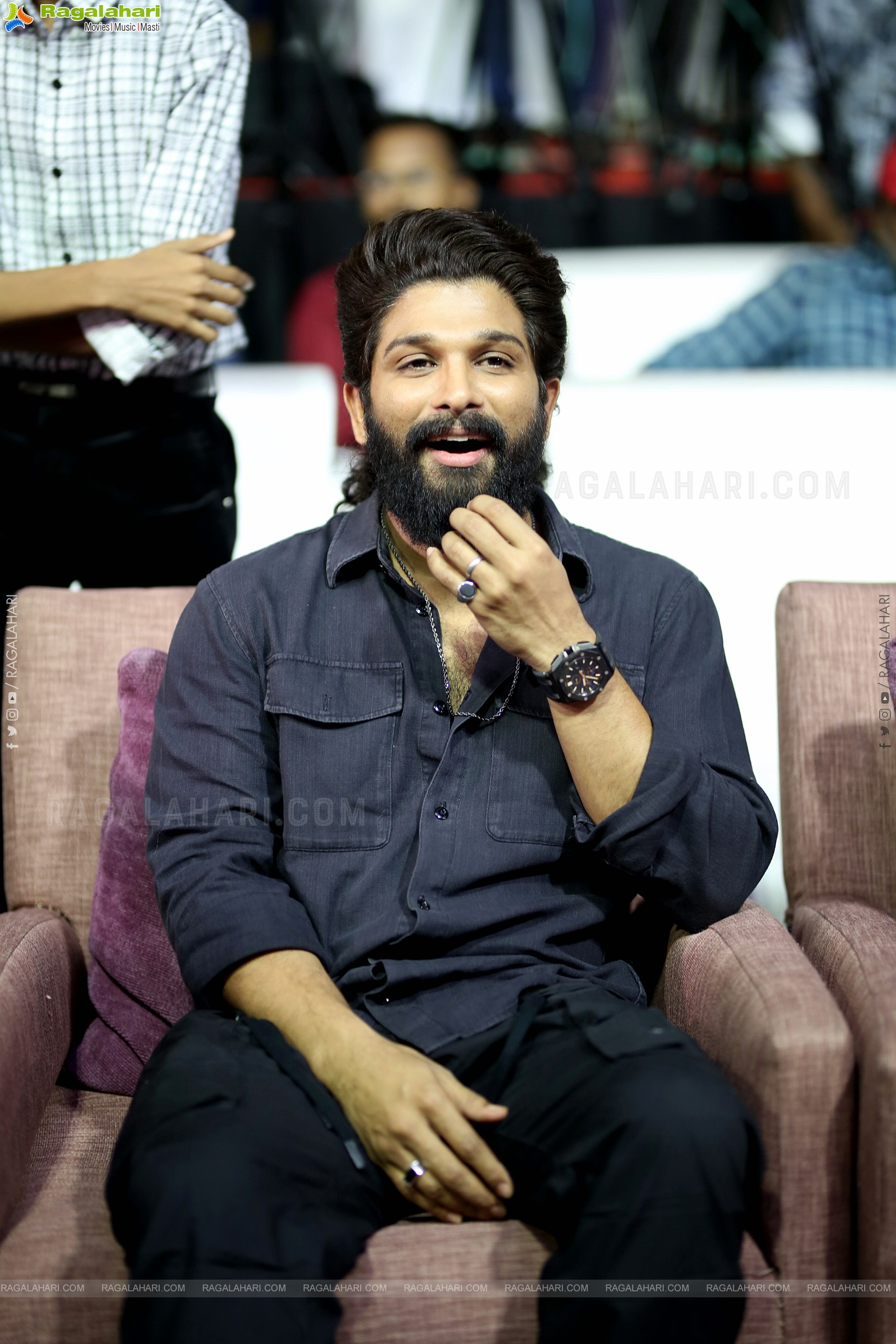 Allu Arjun at Arya 20 Years Celebrations Event, HD Gallery