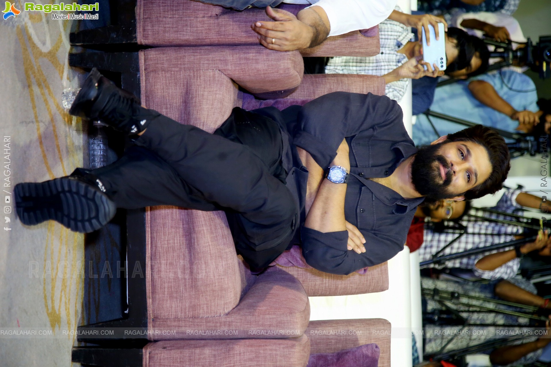 Allu Arjun at Arya 20 Years Celebrations Event, HD Gallery