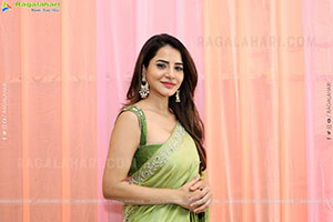 Ashu Reddy at Hi Life Exhibition Event, HD Gallery