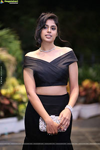 Faria Abdullah at Aa Okkati Adakku Pre Release Event