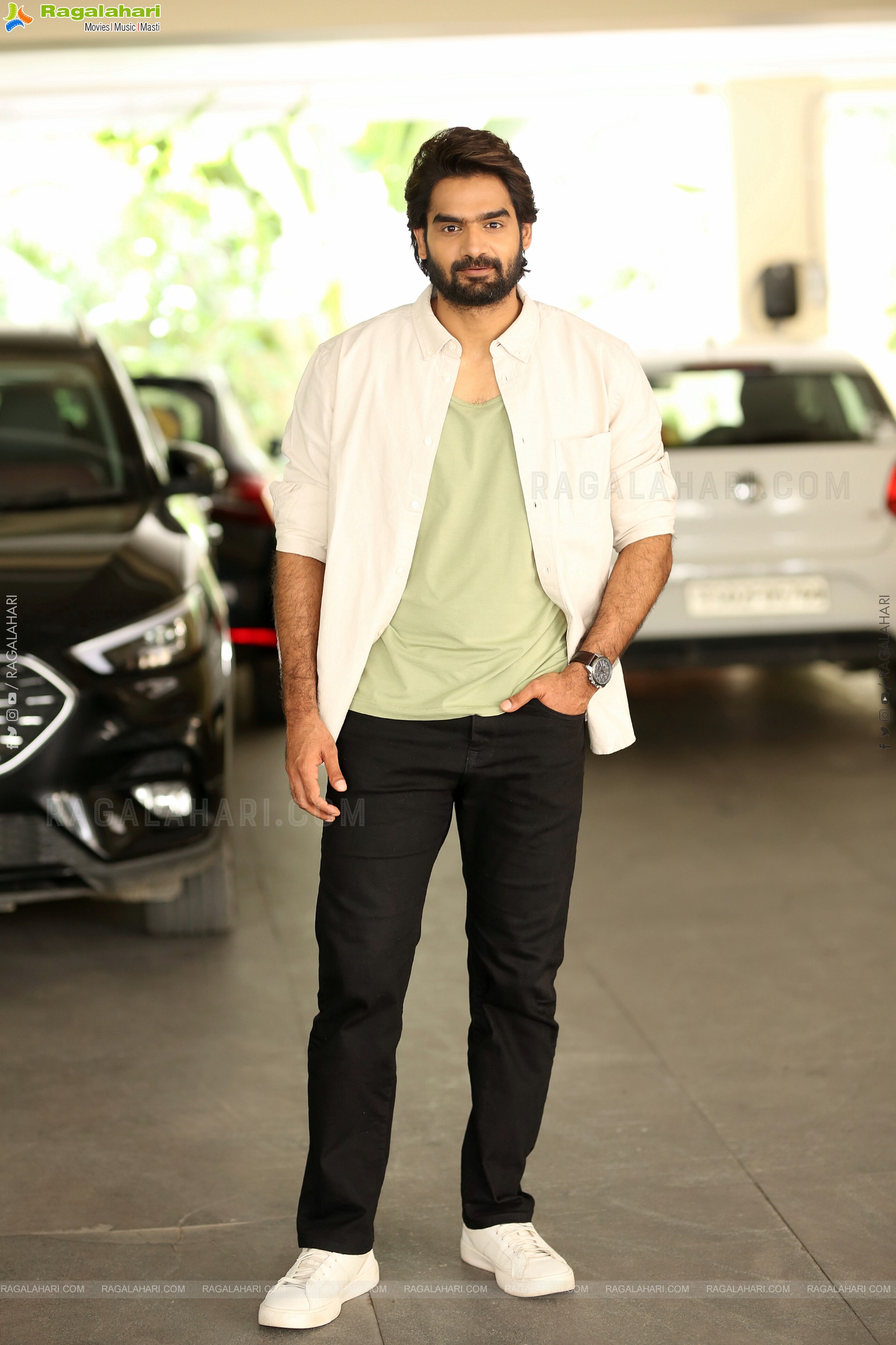 Kartikeya at Bhaje Vaayu Vegam Interview, HD Gallery