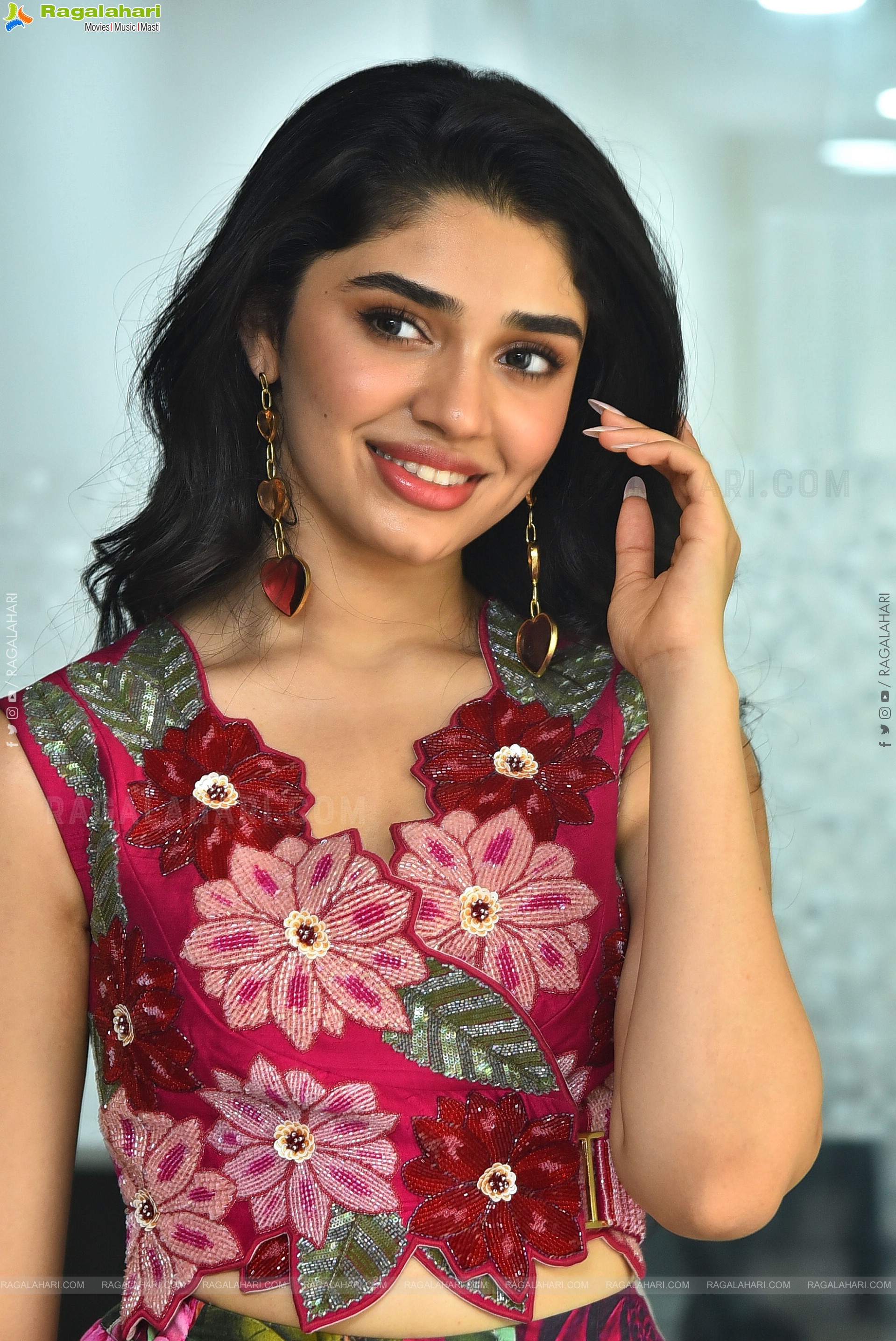 Krithi Shetty at Manamey Movie Interview, HD Gallery