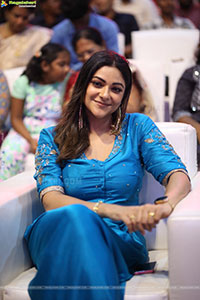 Abhirami at Thug Life Pre Release Event, HD Gallery