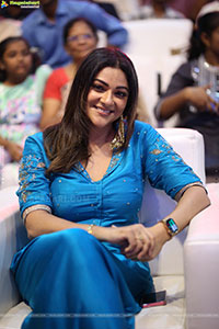 Abhirami at Thug Life Pre Release Event, HD Gallery