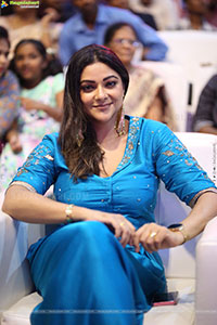 Abhirami at Thug Life Pre Release Event, HD Gallery