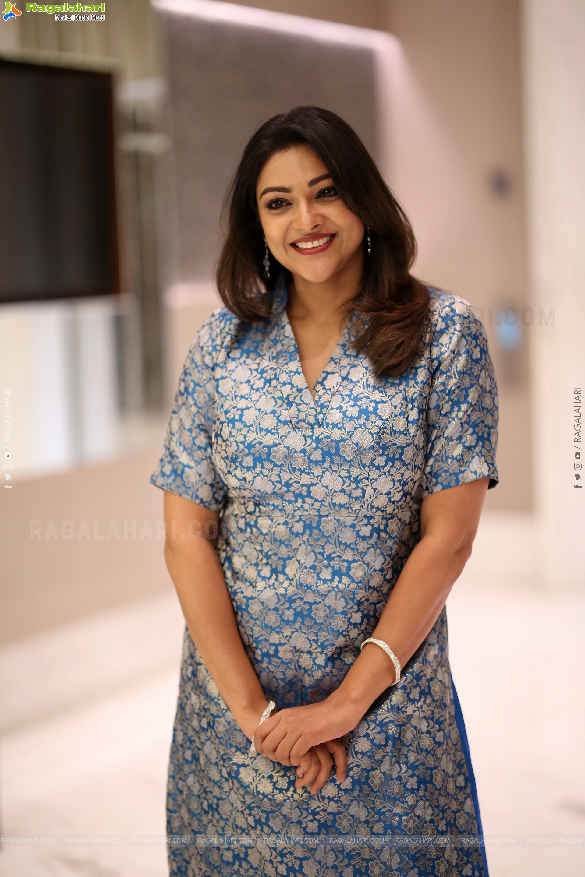 Abhirami Gopikumar stills at Eleven Pre Release Event, HD Gallery