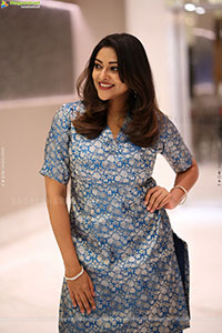 Abhirami Gopikumar stills at Eleven Pre Release Event