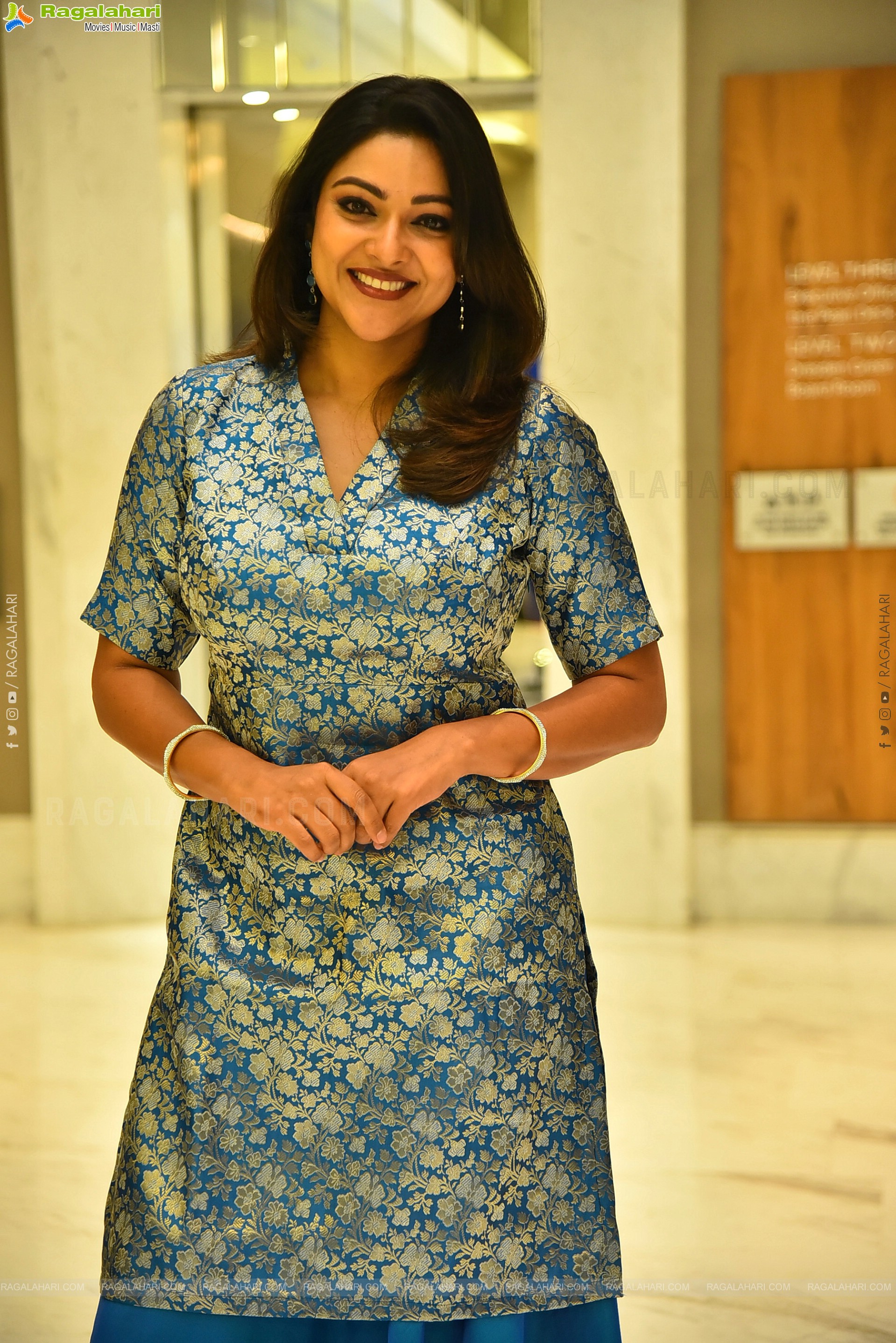 Abhirami Gopikumar stills at Eleven Pre Release Event, HD Gallery