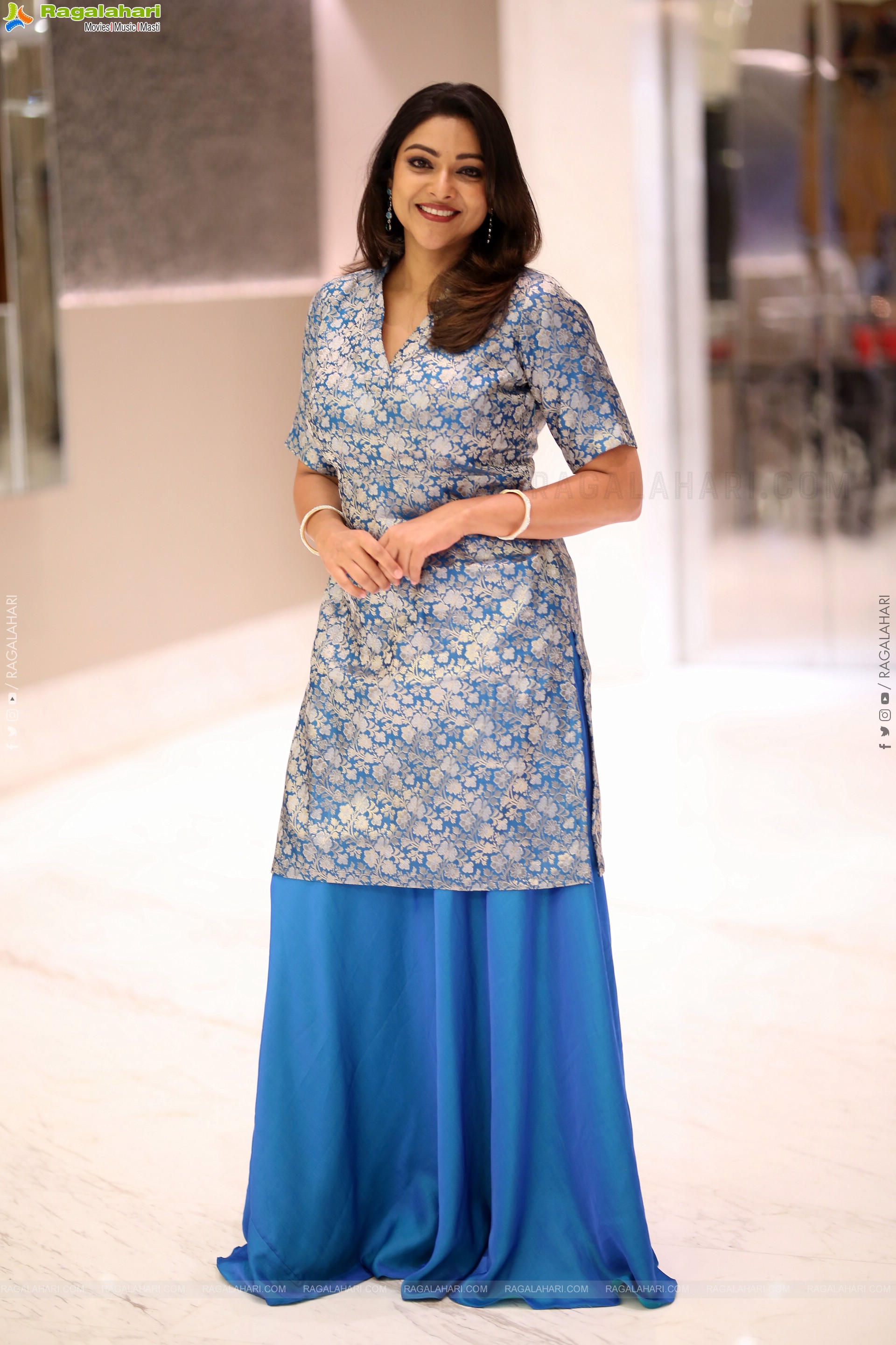Abhirami Gopikumar stills at Eleven Pre Release Event, HD Gallery