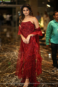 Aditi Shankar at Bhairavam Pre Release Event, HD Gallery 