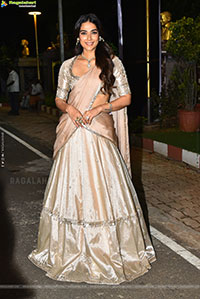Aakanksha Singh at Shashtipoorthi Movie Trailer Launch
