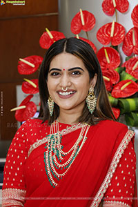 Sravanthi Chokarapu at Hi Life Fashion Special Exhibition 