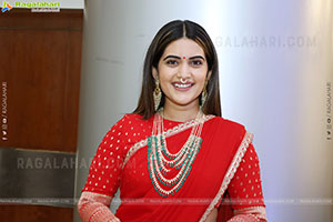 Sravanthi Chokarapu at Hi Life Fashion Special Exhibition 