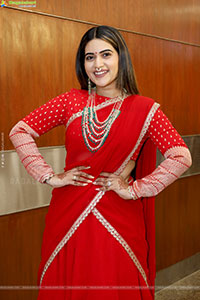 Sravanthi Chokarapu at Hi Life Fashion Special Exhibition 
