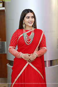 Sravanthi Chokarapu at Hi Life Fashion Special Exhibition 
