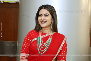 Sravanthi Chokarapu at Hi Life Fashion Special Exhibition 
