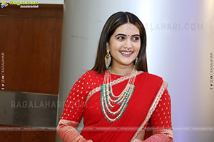 Sravanthi Chokarapu at Hi Life Fashion Special Exhibition 