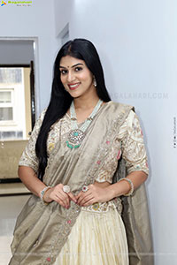 Aparna Reddy in White Designer Lehenga, HD Photo Gallery