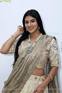 Aparna Reddy in White Designer Lehenga, HD Photo Gallery
