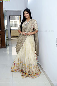 Aparna Reddy in White Designer Lehenga, HD Photo Gallery