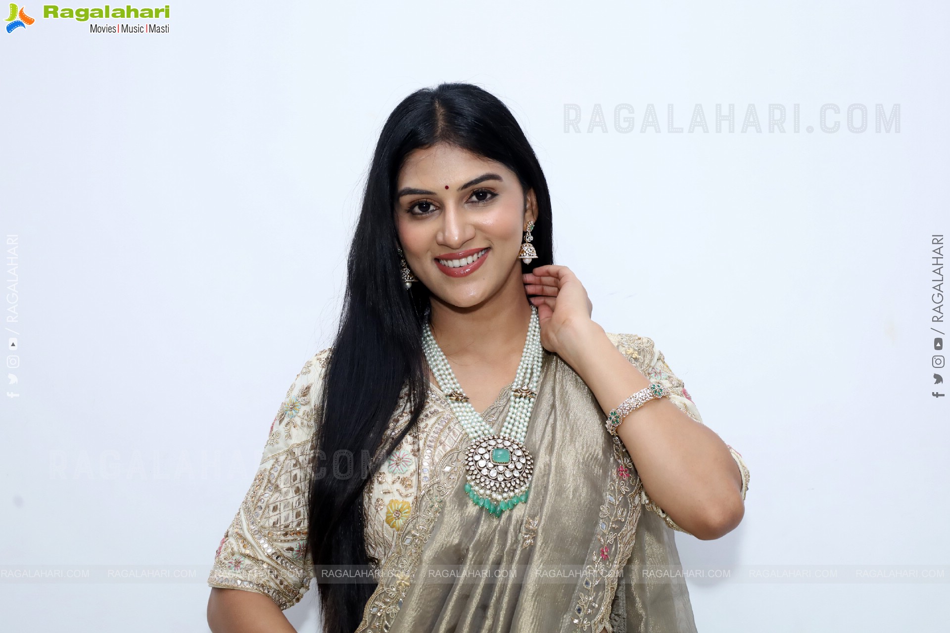 Aparna Reddy in White Designer Lehenga, HD Photo Gallery