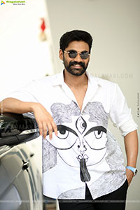 Bellamkonda Sai Sreenivas at Bhairavam Movie Interview