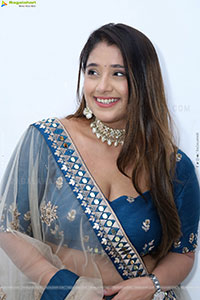 Chandni Bhagwanani at Hi-life Fashion Showcase Event