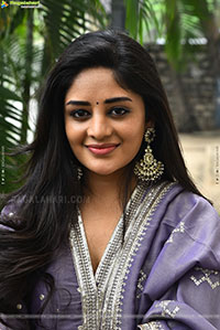 Deepshika at Maargan Movie Trailer Launch Event